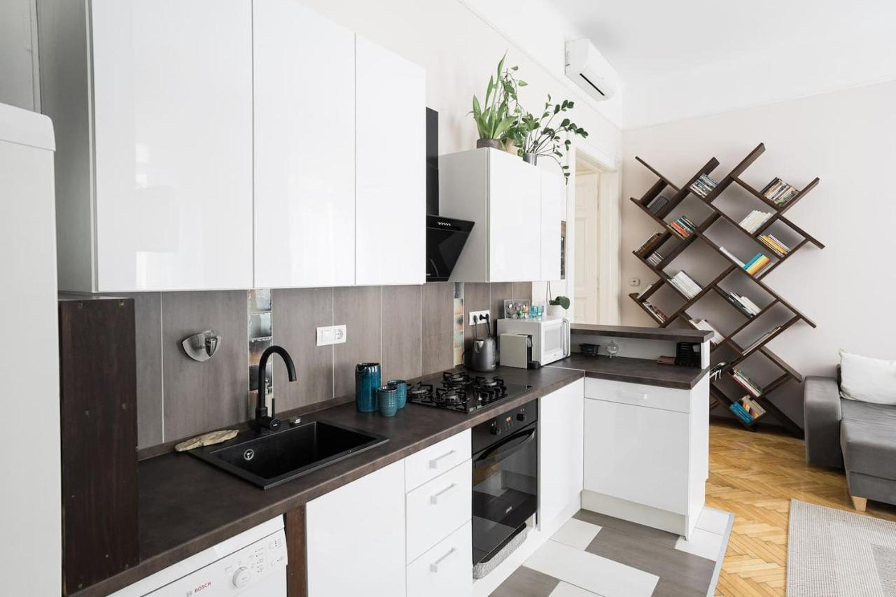 Sunrise Lounge Corvin 63M2 Ac Apartment Будапеща Екстериор снимка
