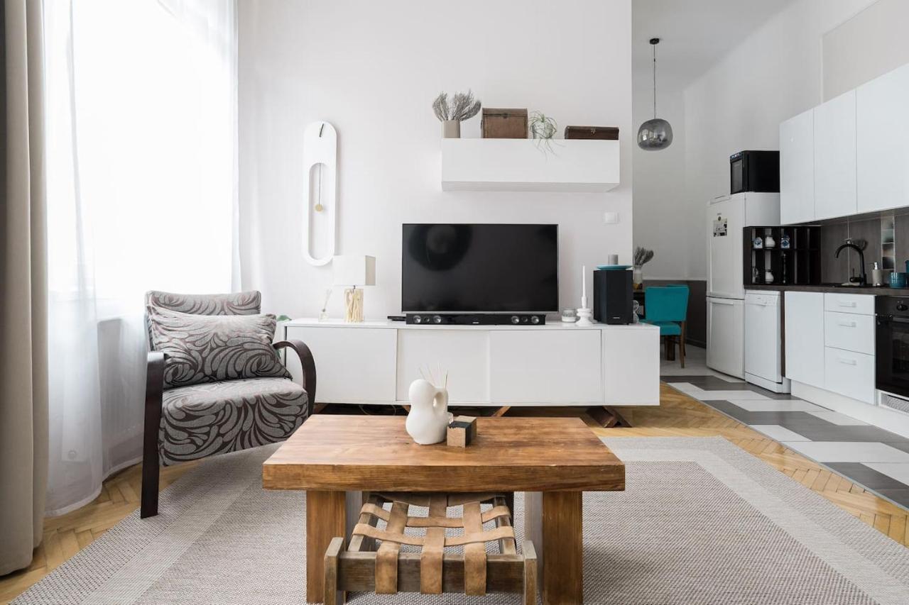 Sunrise Lounge Corvin 63M2 Ac Apartment Будапеща Екстериор снимка